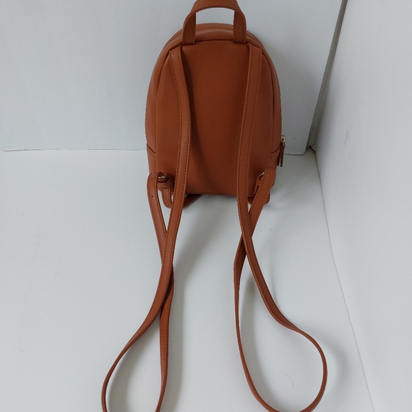 Forever21 Cognac-Brown Coloured Leather Backpack - Picture 4 of 5